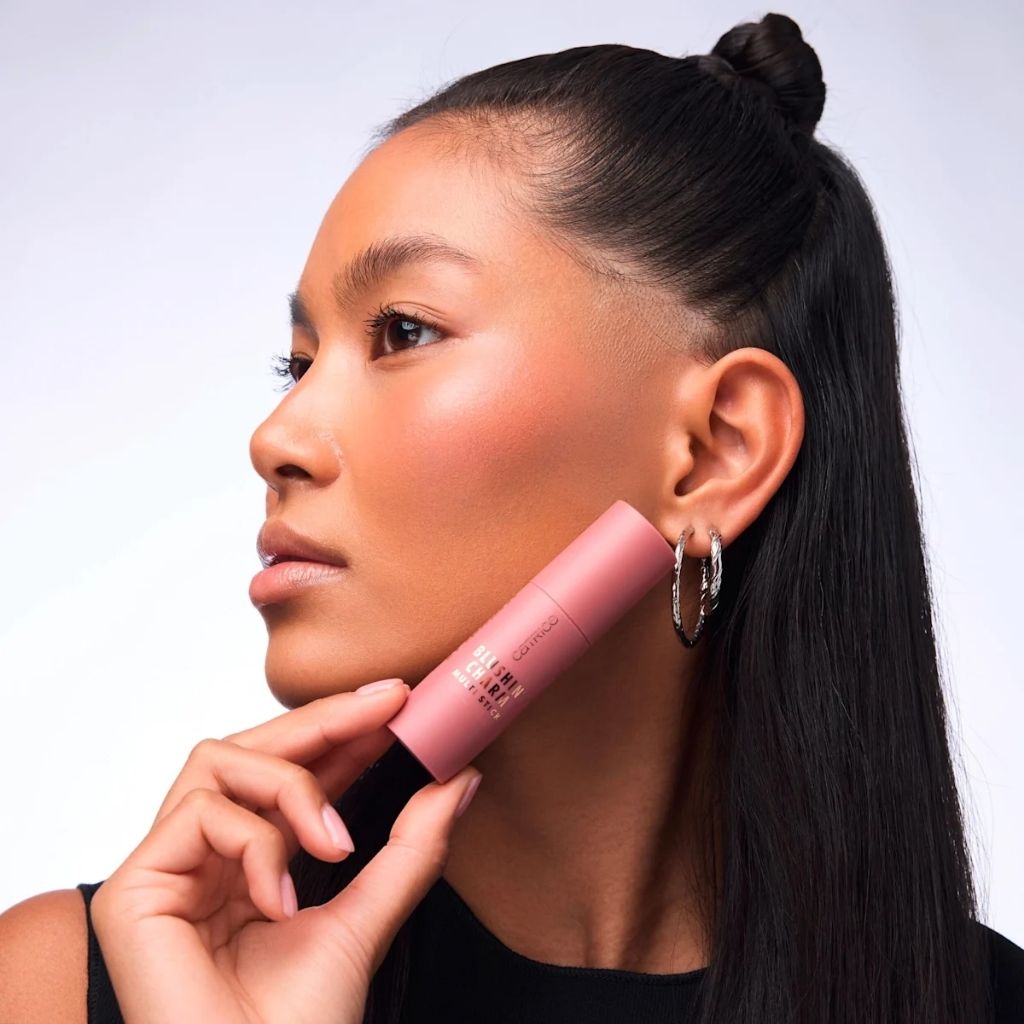 RUBOR EN BARRA BLUSHIN CHARM – CATRICE
