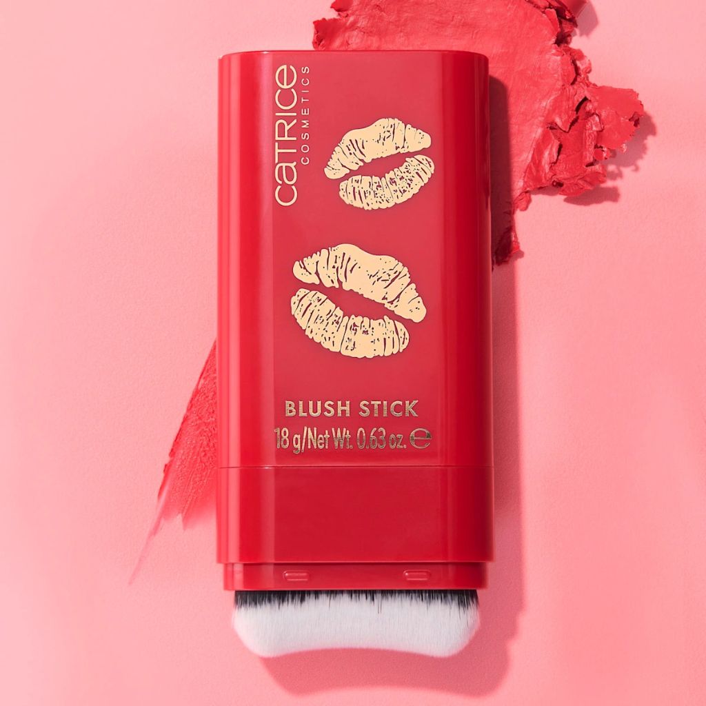 KISS & GLOW RUBOR EN BARRA C02 Amor’s Fave – CATRICE