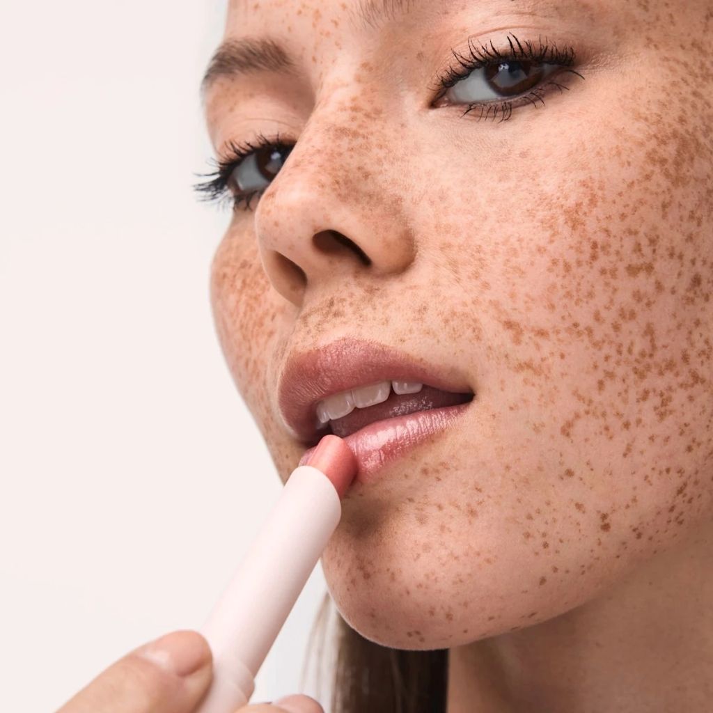 BARRA BRILLO DE LABIOS DIAMOND GLAZE – CATRICE
