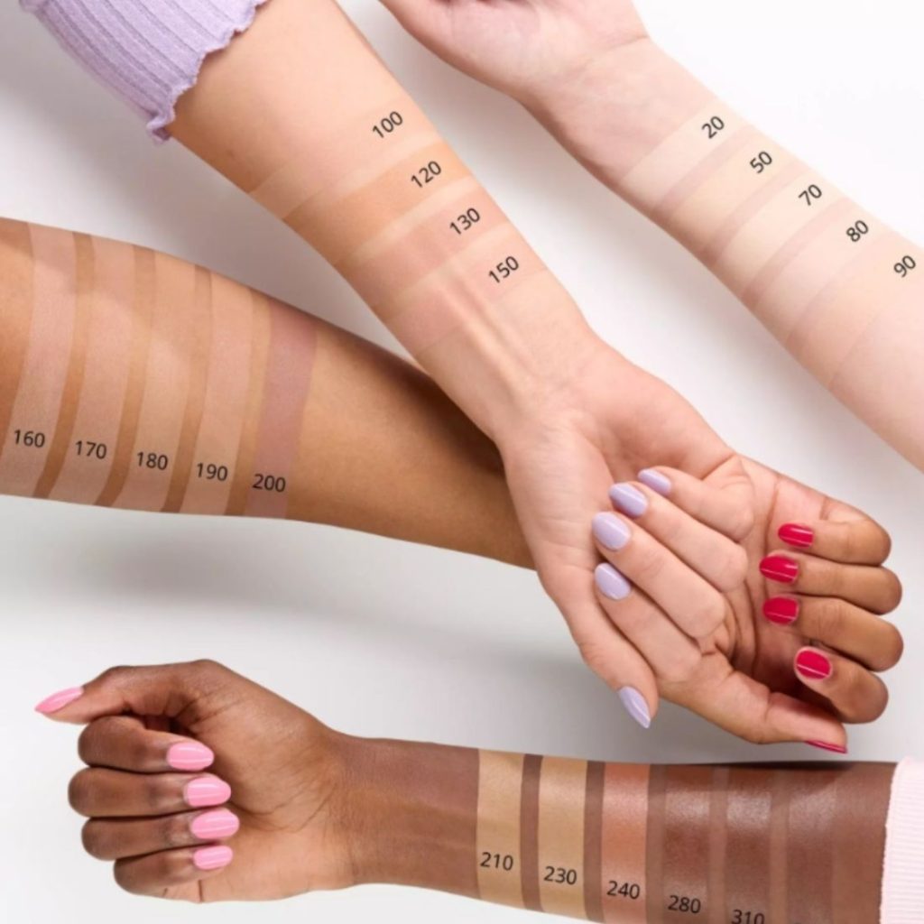 CORRECTOR CAMUFLAJE + MATT CONCEALER – ESSENCE